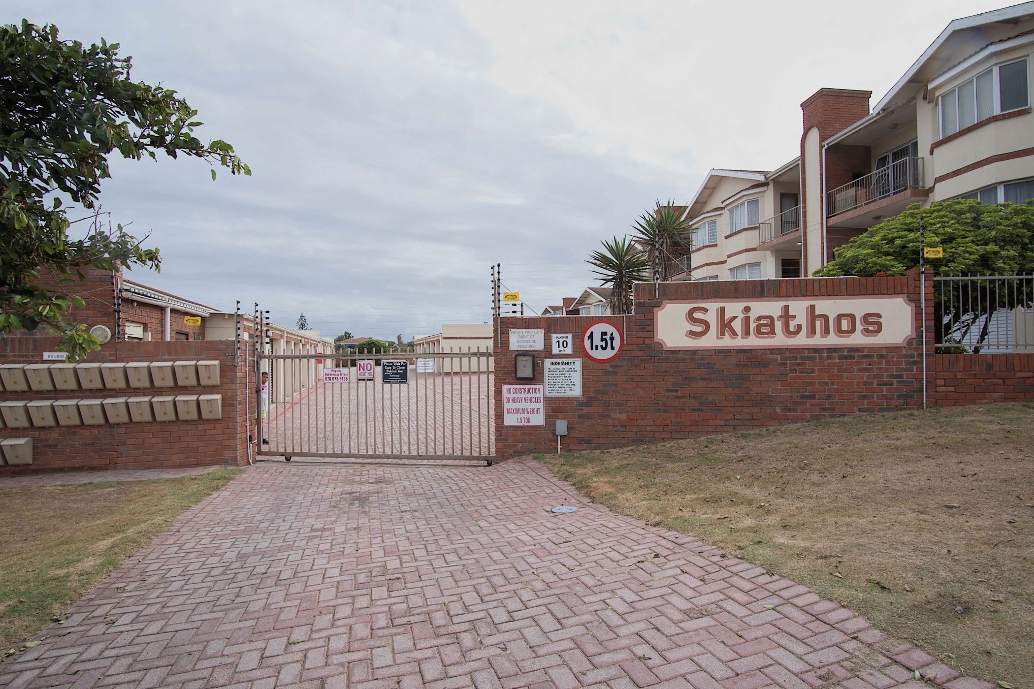 Apartment to rent in Bluewater Bay, Port Elizabeth, Gqeberha - 1PLZ1718202