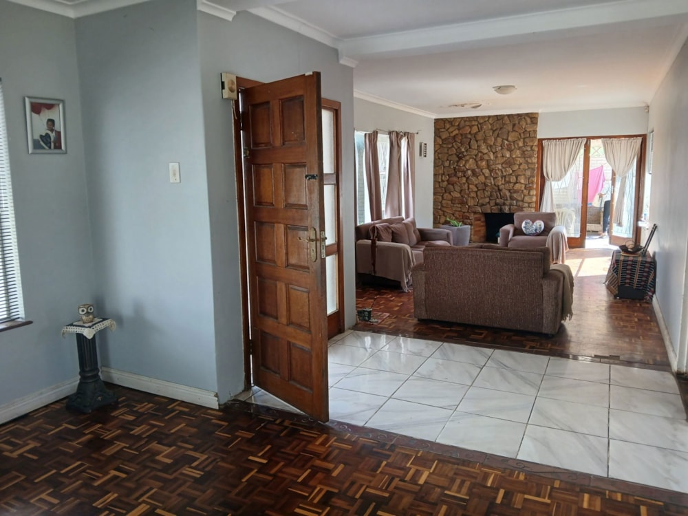 House for sale in Bluewater Bay, Port Elizabeth, Gqeberha - 1PLZ1717387