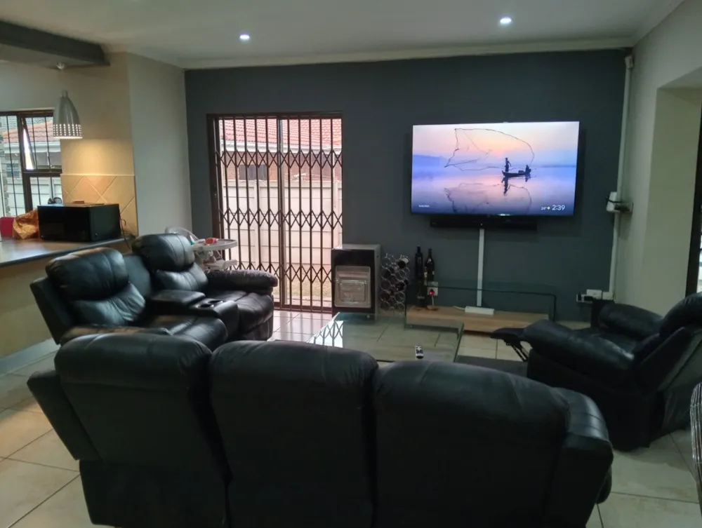 House sold in Bluewater Bay, Port Elizabeth, Gqeberha - 1PLZ1719997 House sold in Bluewater Bay, Port Elizabeth, Gqeberha - 1PLZ1719997