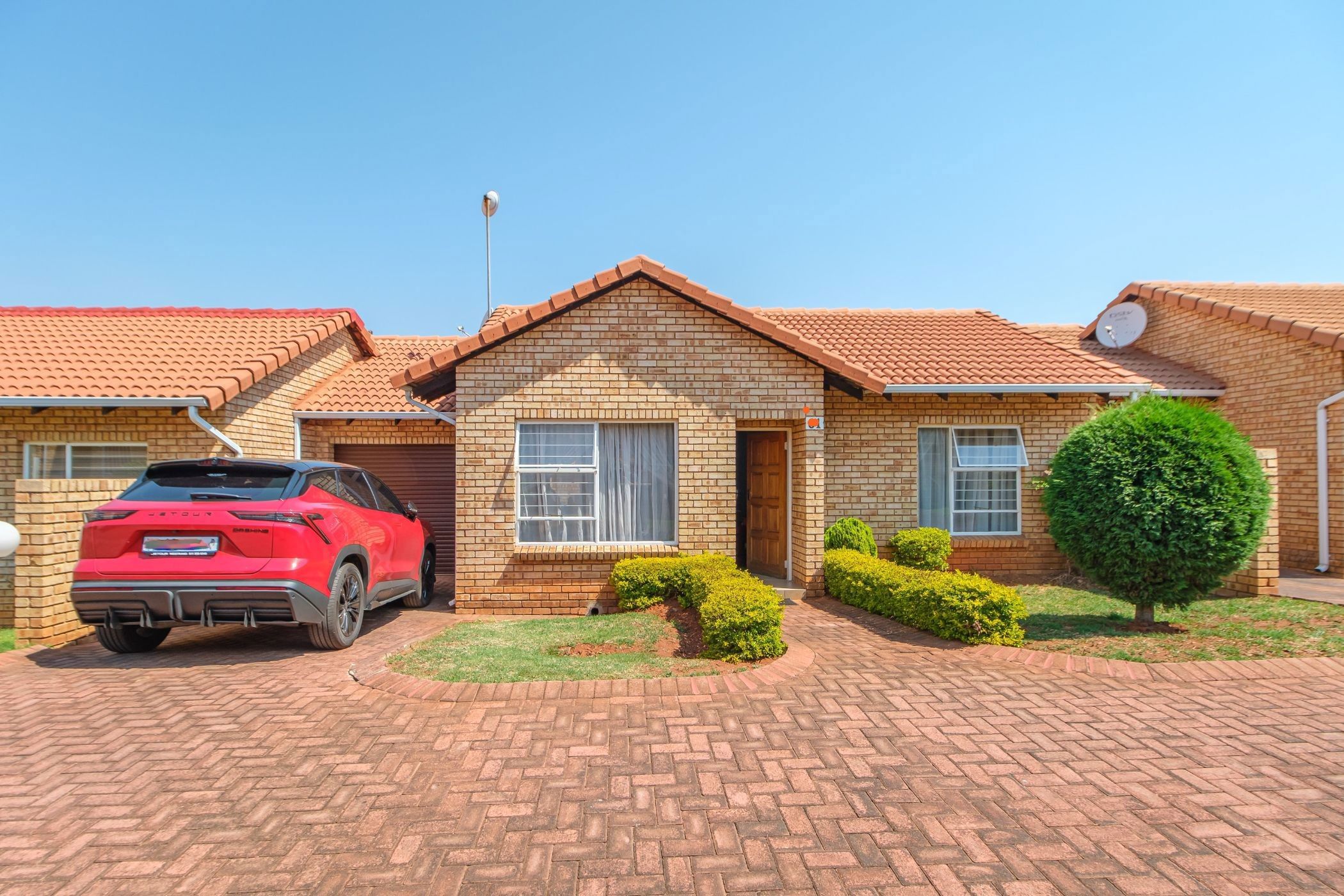 Cluster for sale in Grobler Park - RAN1718158