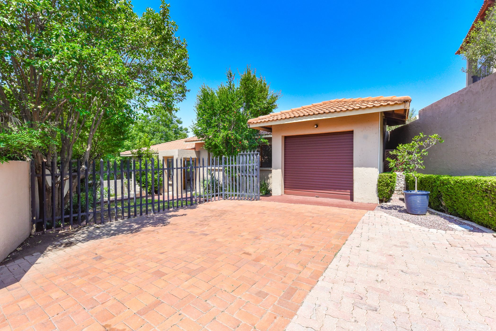 Cluster for sale in Lonehill - FW1718366