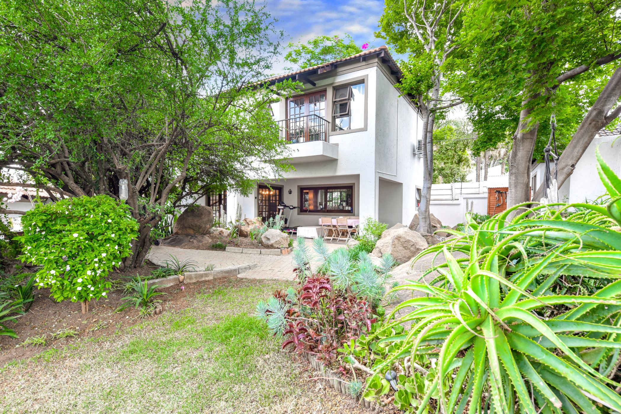 House for sale in Lonehill - FW1717876