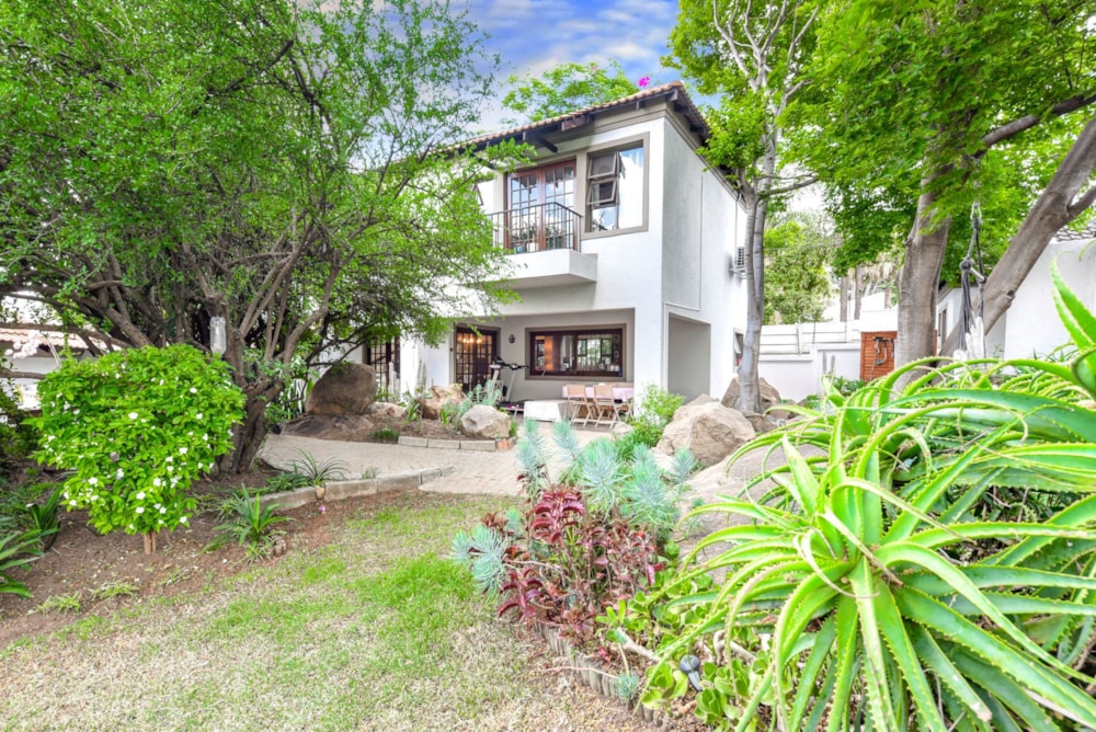 House for sale in Lonehill - FW1717876