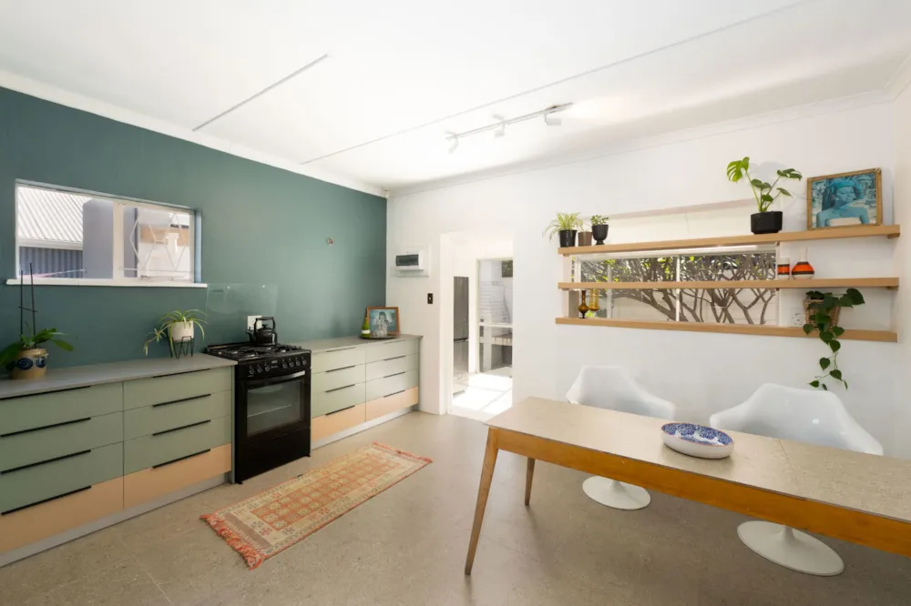 House sold in Gordons Bay - SW1717447