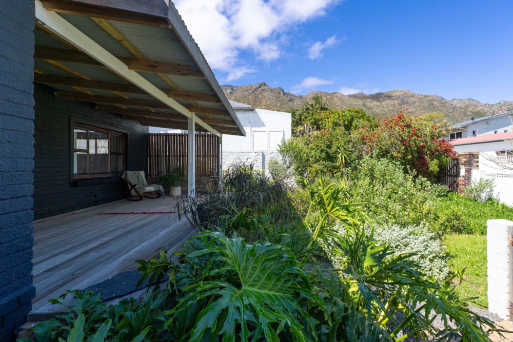 House for sale in Gordons Bay - SW1717447 House for sale in Gordons Bay - SW1717447