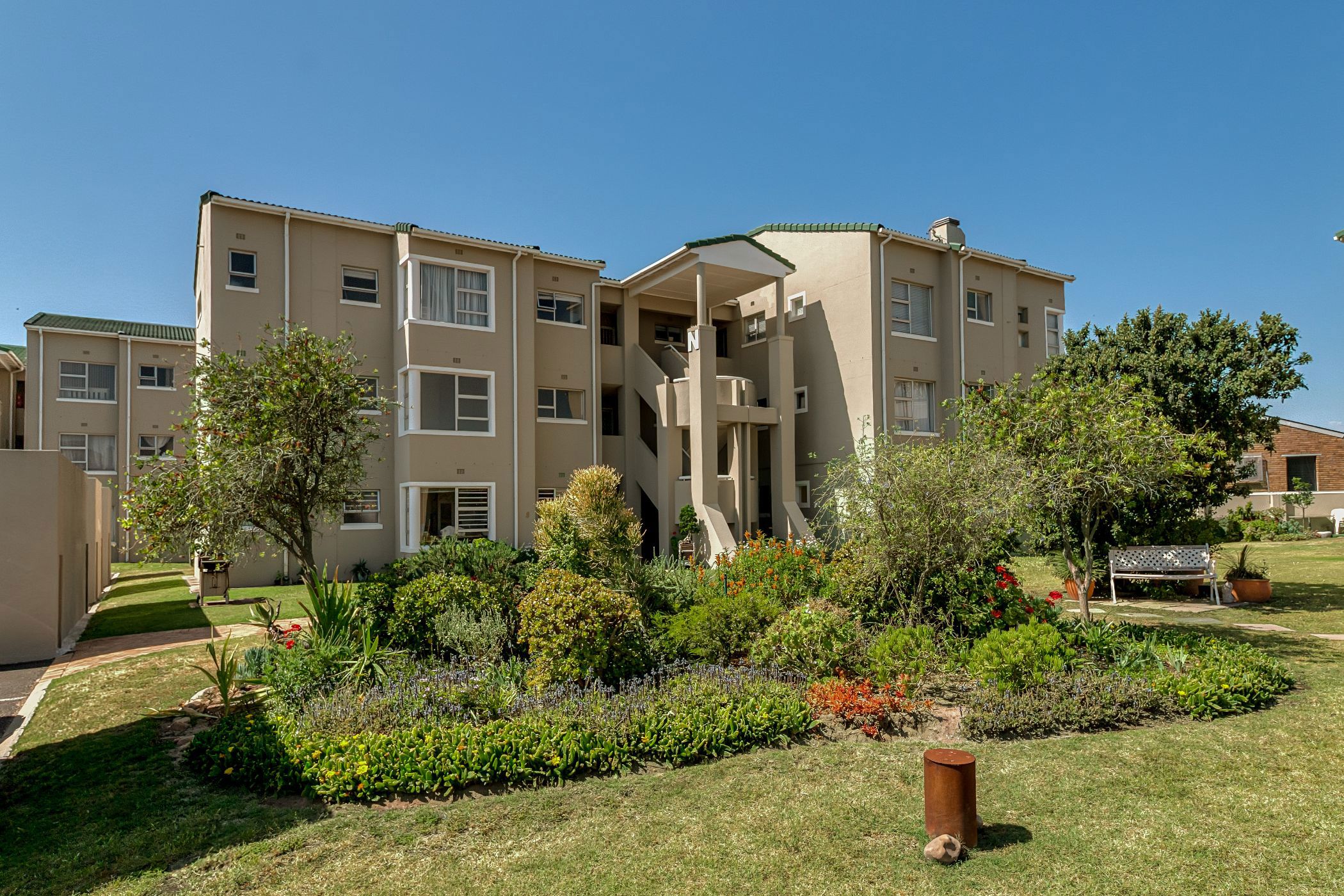 Apartment for sale in Greenways - SW1718867