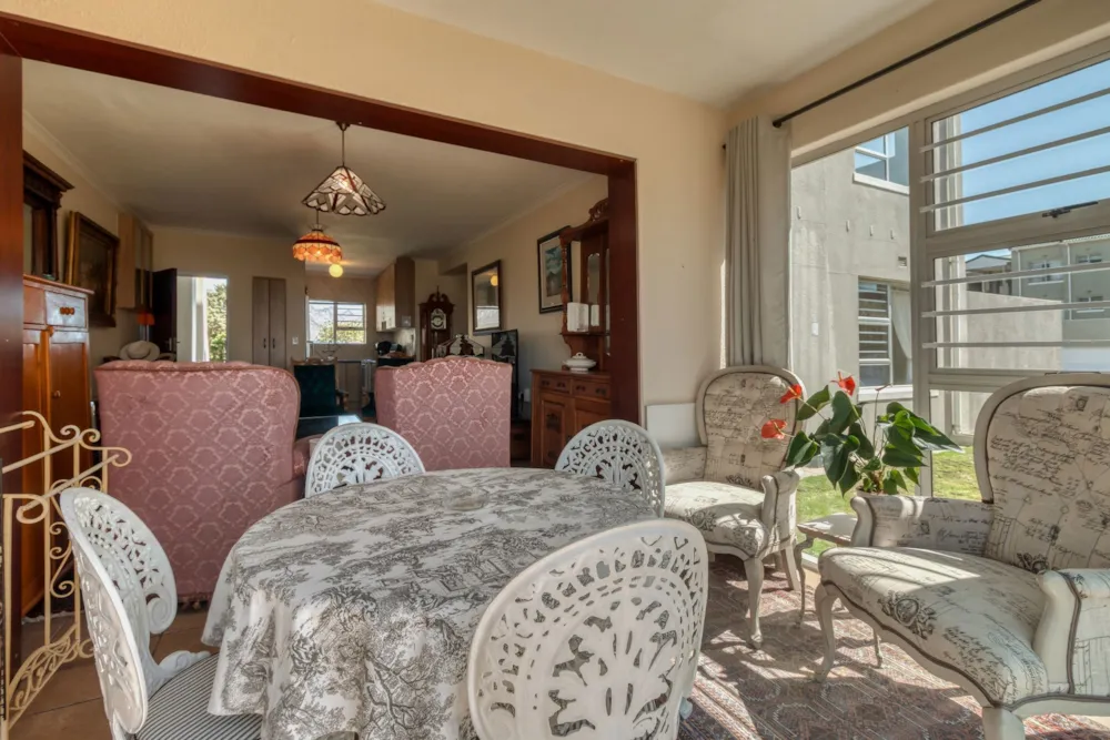 Apartment sold in Greenways - SW1718867 Apartment sold in Greenways - SW1718867