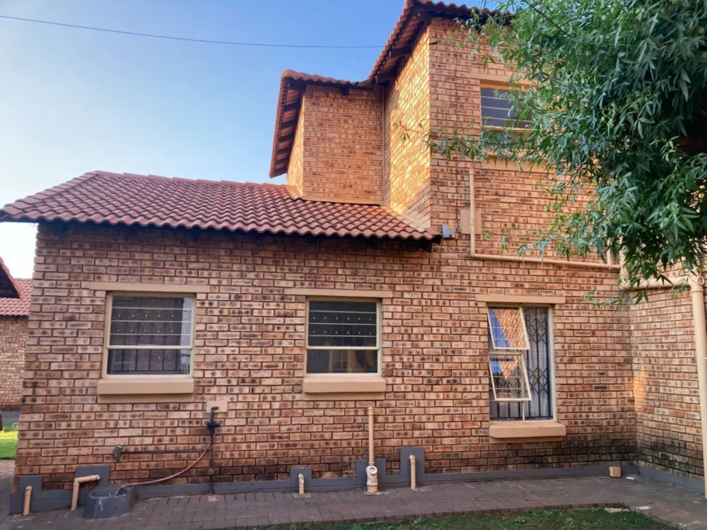 Double-storey apartment for sale in Dawn Park - BOK1720132 Double-storey apartment for sale in Dawn Park - BOK1720132