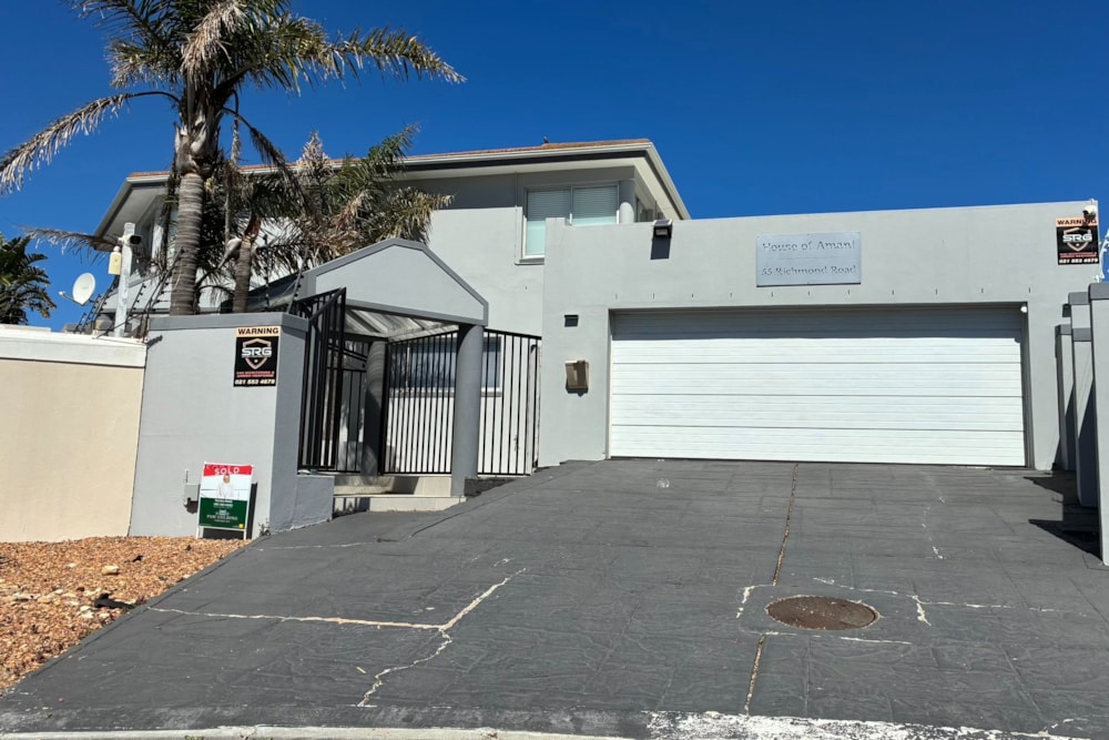 Double-storey house sold in West Beach, Blouberg - 1TV1680611