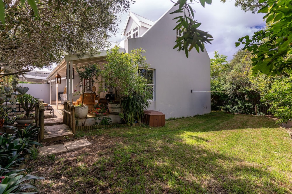 House for sale in Scott Estate - HOB1715786