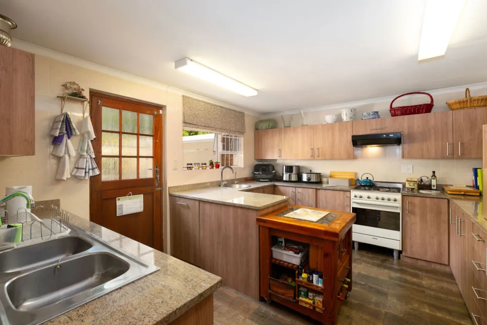 House sold in Paradyskloof - ST1719811 House sold in Paradyskloof - ST1719811