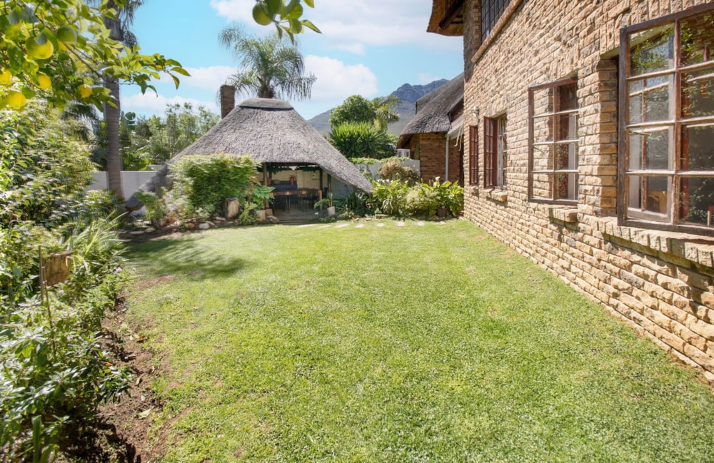 House for sale in Paradyskloof - ST1717784 House for sale in Paradyskloof - ST1717784