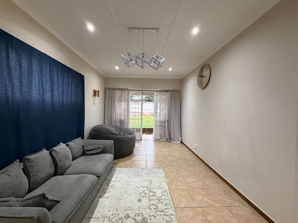 Cottage let in Scottsville Extension - 1PM1717258 Cottage let in Scottsville Extension - 1PM1717258