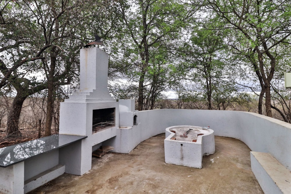 House for sale in Marloth Park - 1NK1716040 House for sale in Marloth Park - 1NK1716040