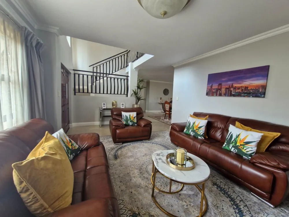 House let in Blue Valley Golf Estate - CNL1717463 House let in Blue Valley Golf Estate - CNL1717463