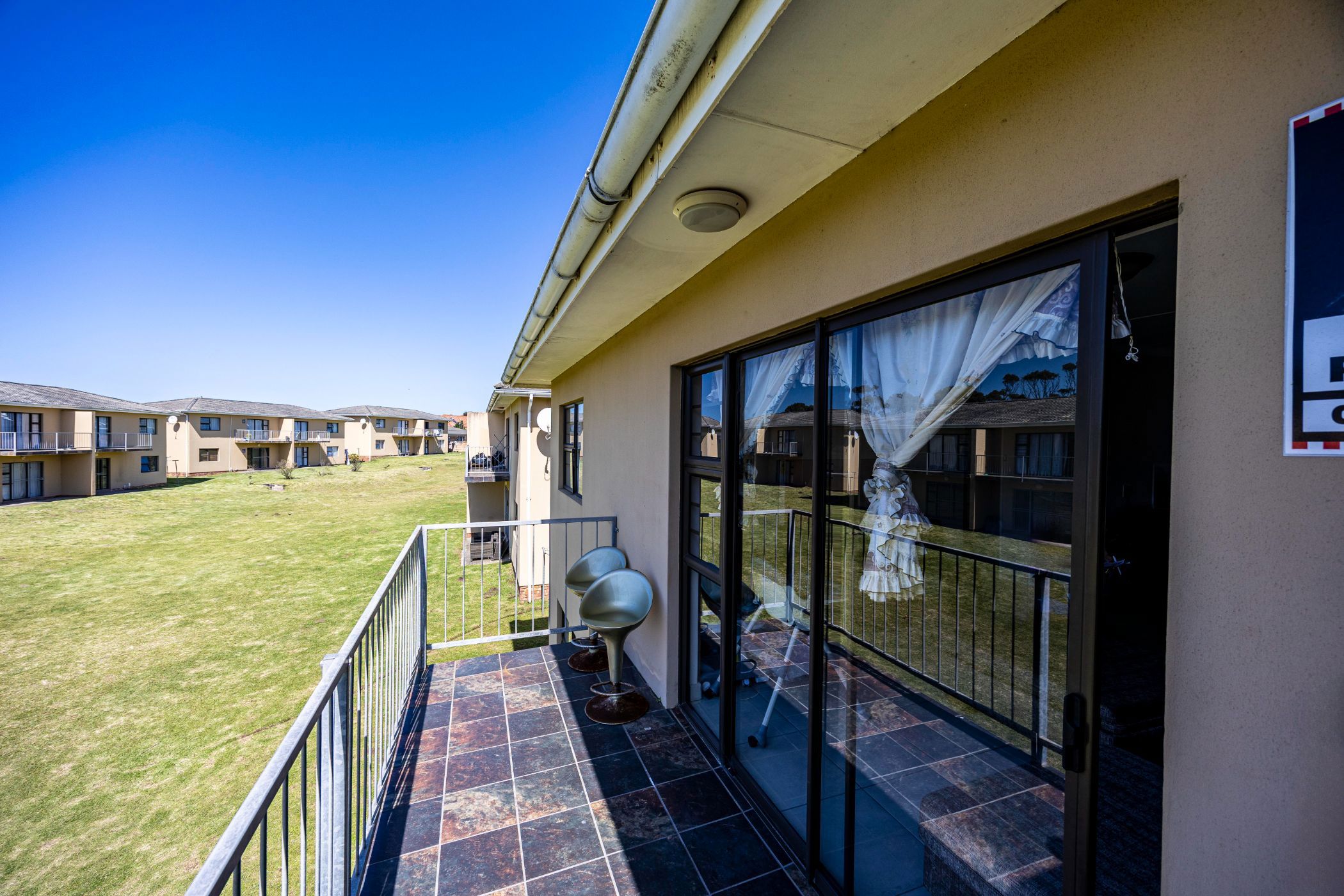 Apartment for sale in Gonubie - 1EZ1717646