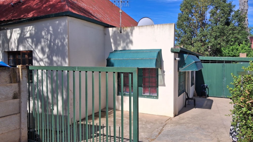 House for sale in Oudtshoorn North - 1OU1719020
