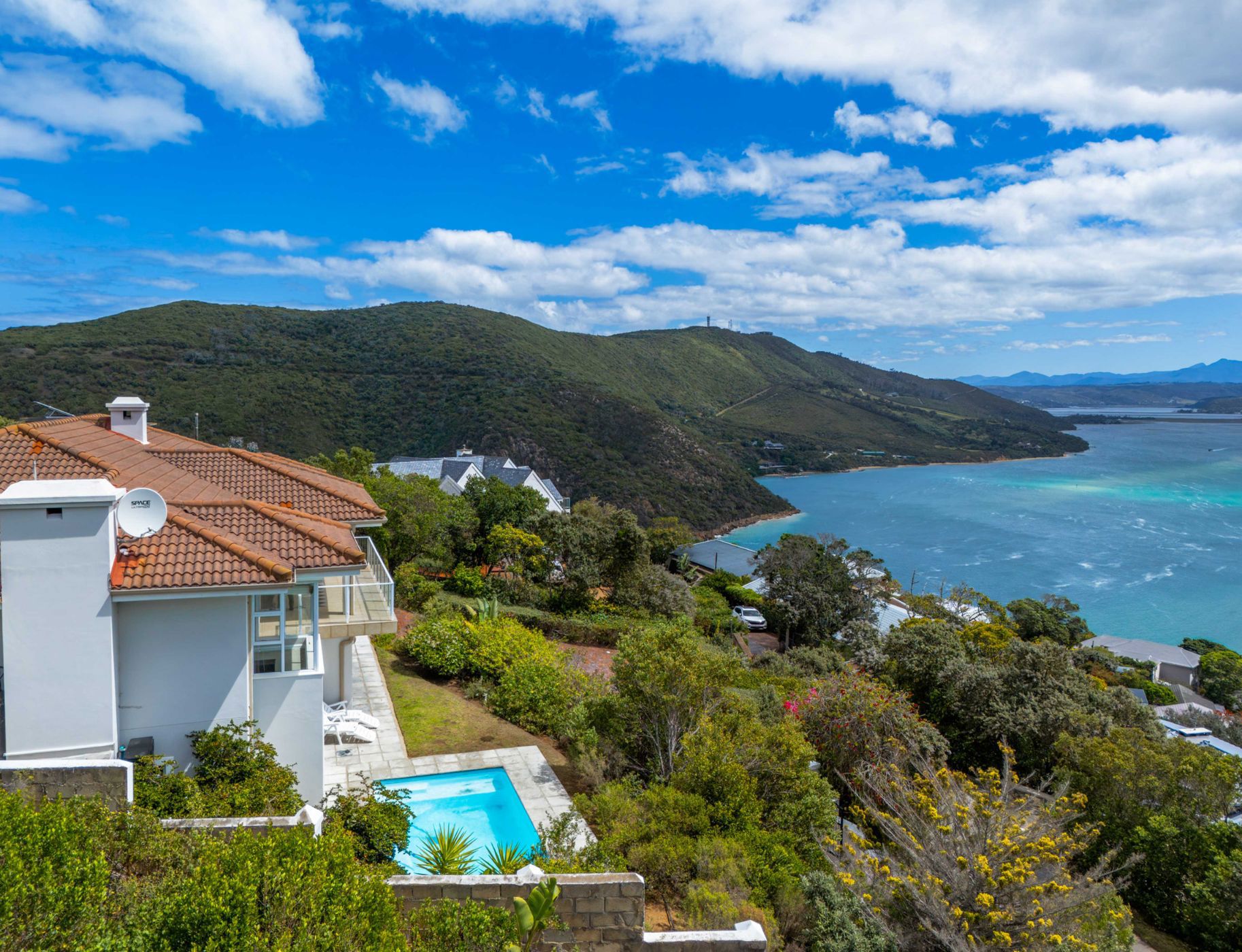 House for sale in The Heads, Knysna - 1KG1713908