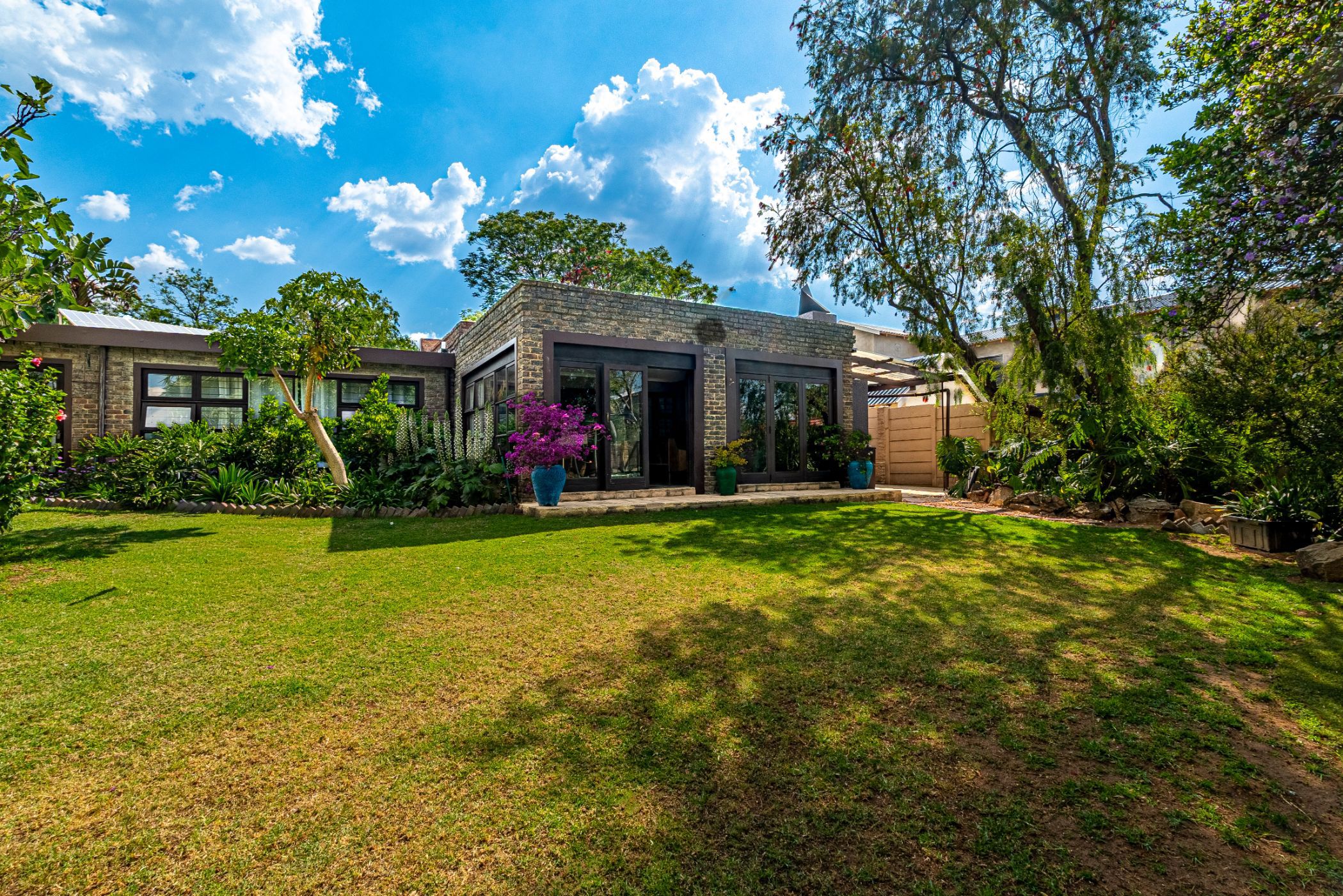 House for sale in Bordeaux  - GRE1717803