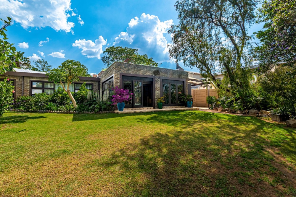 House for sale in Bordeaux  - GRE1717803 House for sale in Bordeaux  - GRE1717803