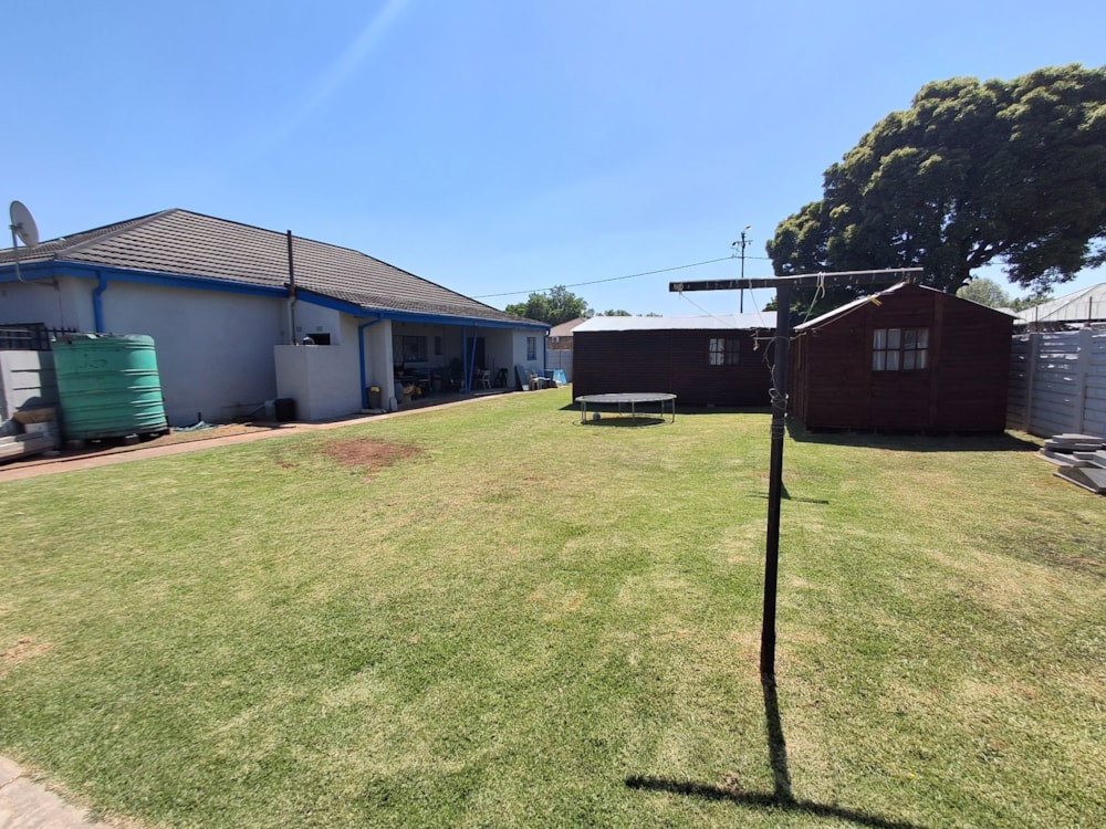 House for sale in Brakpan Central - 1BJ1719473