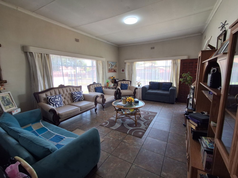 House for sale in Brakpan Central - 1BJ1719473