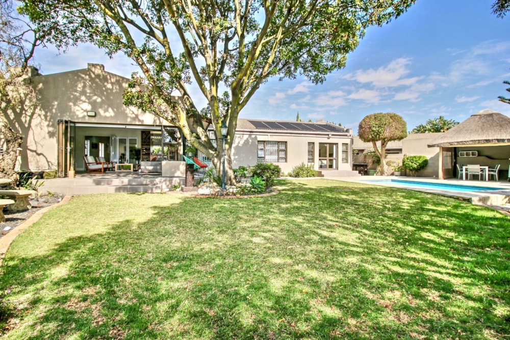 House for sale in Edgemead - 1PLA1718083 House for sale in Edgemead - 1PLA1718083