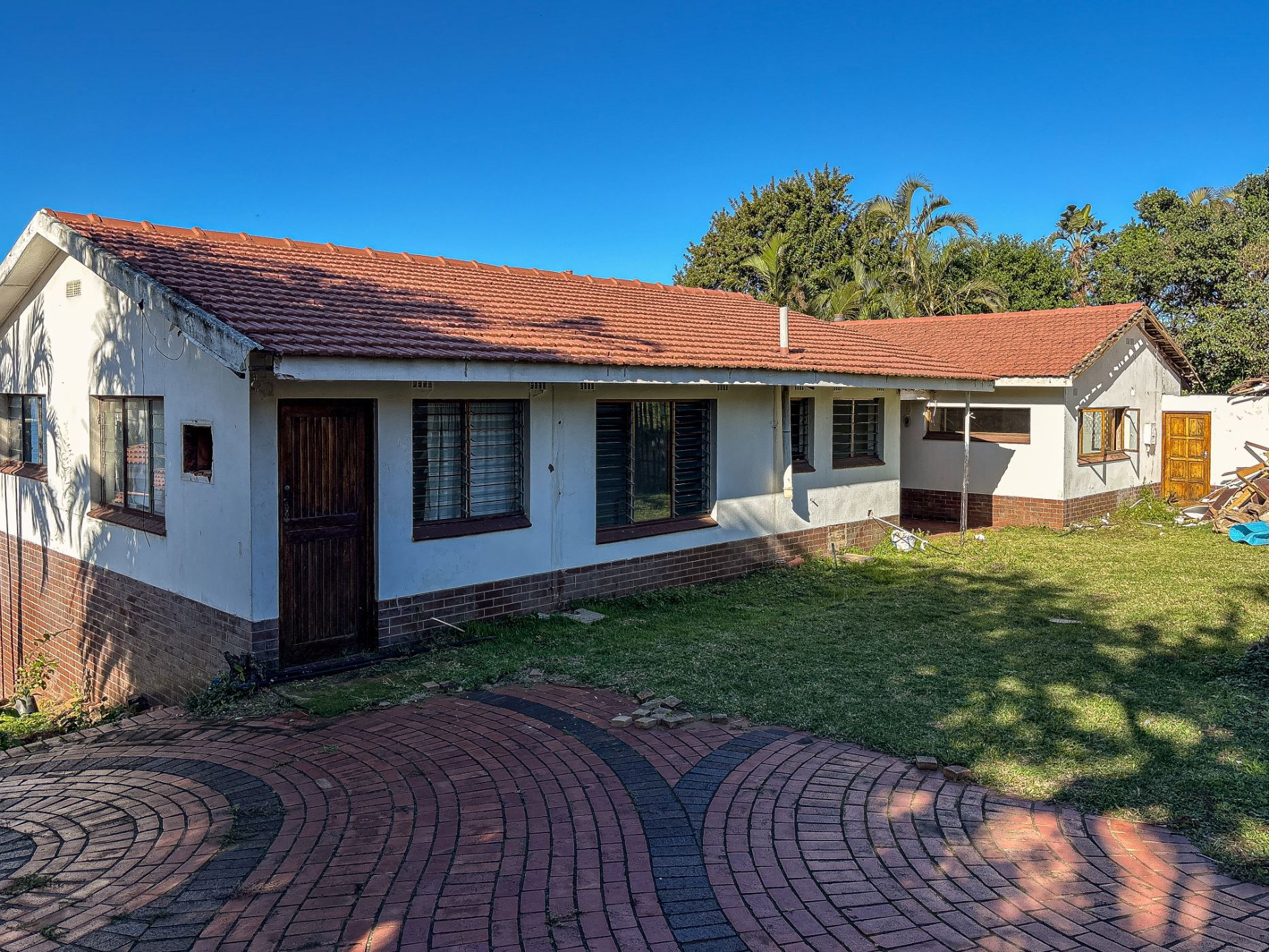 House for sale in Athlone Park - 1WB1717317