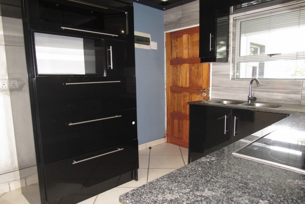 Apartment for sale in Athlone Park - 1WB1718396