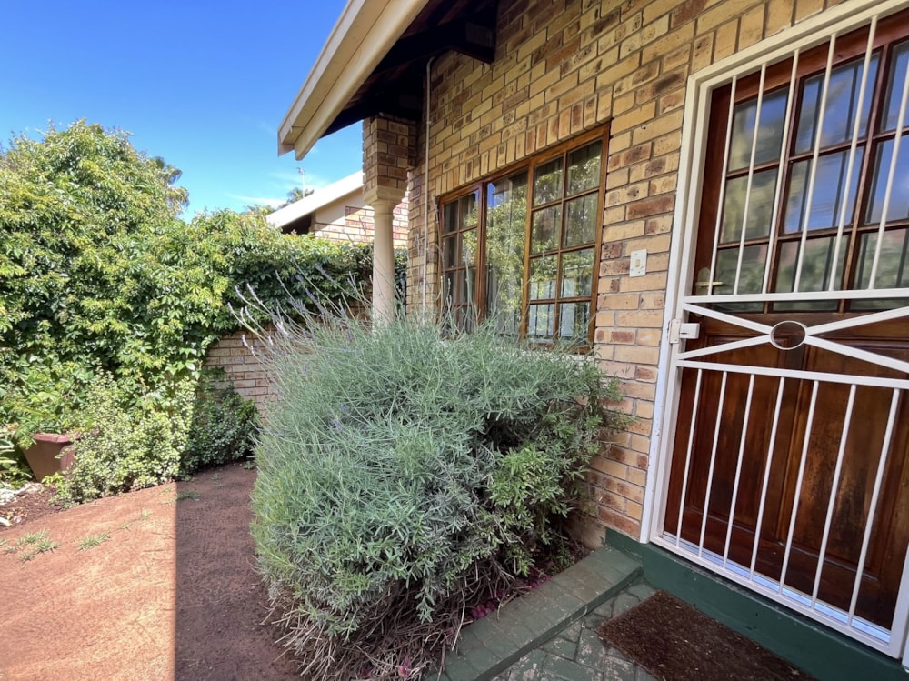 Townhouse for sale in Langenhovenpark - 1BX1719191