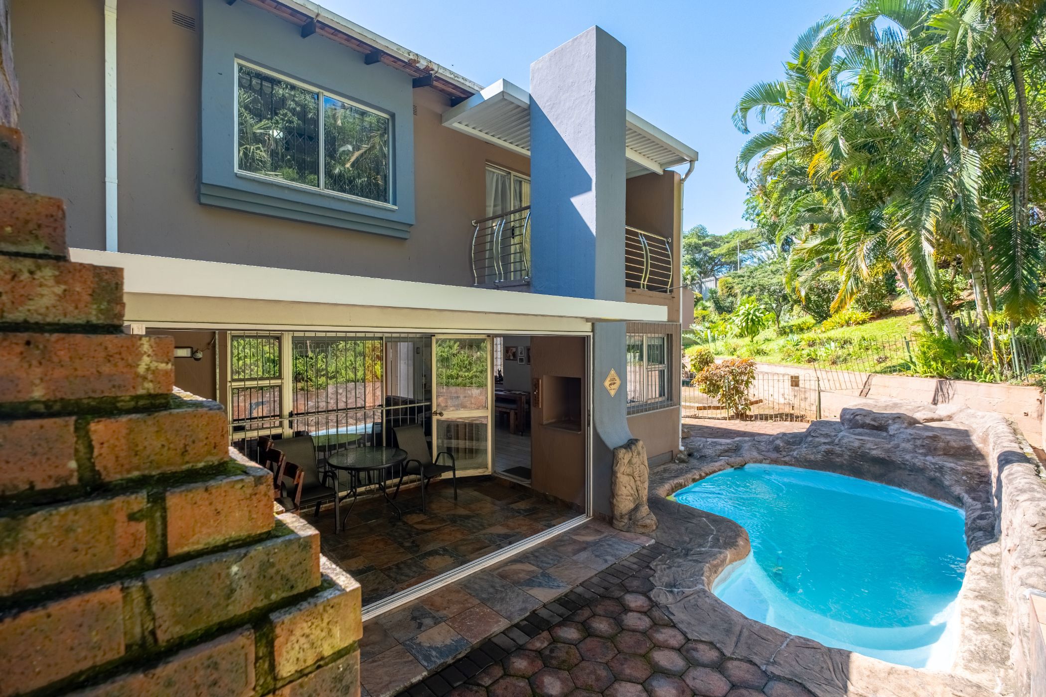 Townhouse for sale in Amanzimtoti - 1WB1719109