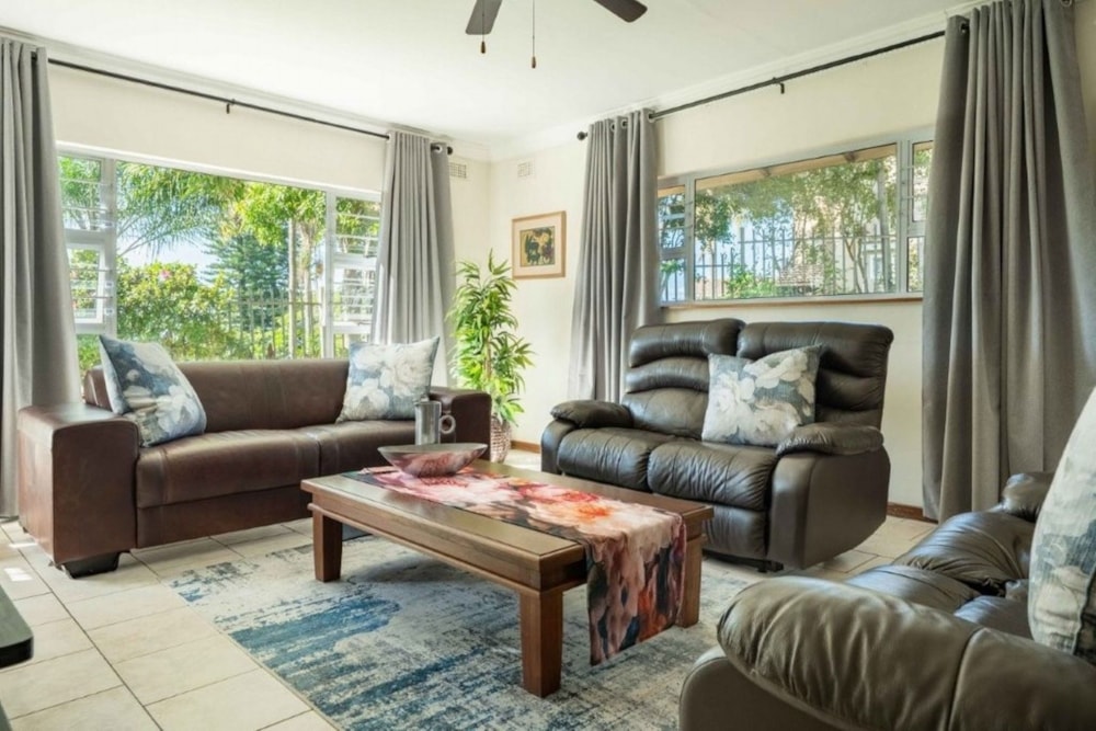 House for sale in Amanzimtoti - 1WB1717766 House for sale in Amanzimtoti - 1WB1717766