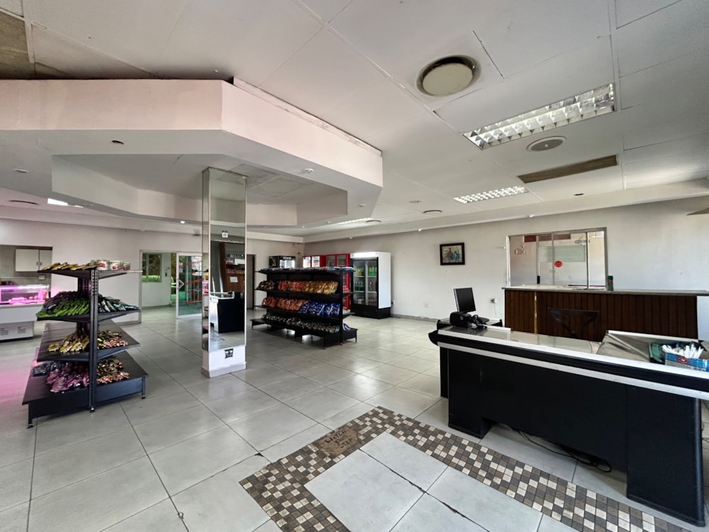 Commercial restaurant for sale in Barkly West - 1KJ1719608