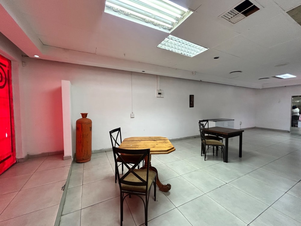 Commercial restaurant for sale in Barkly West - 1KJ1719608