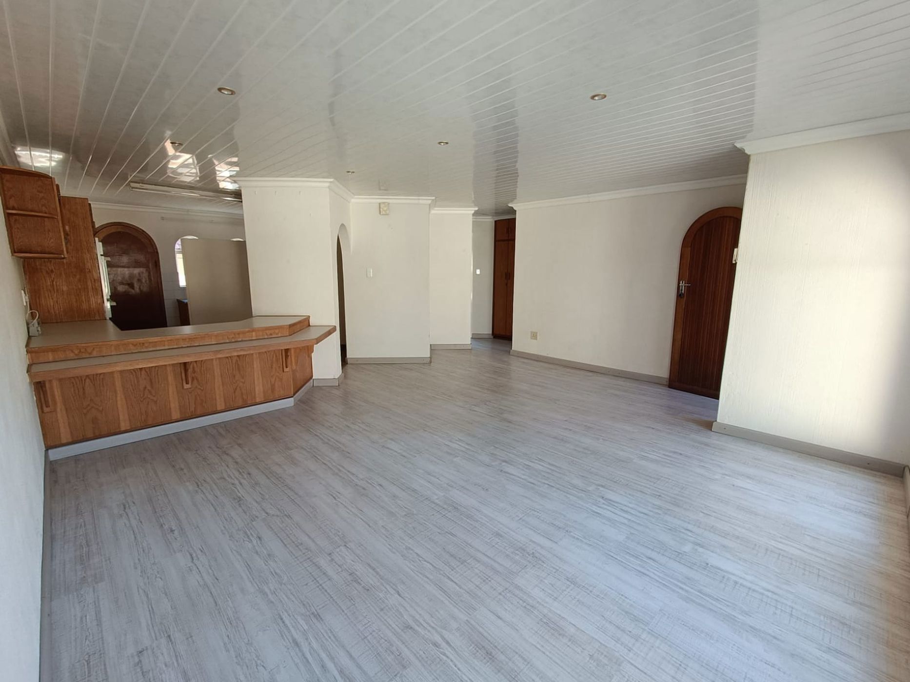 Townhouse for sale in Heuwelsig, Bloemfontein - 1BX1719287