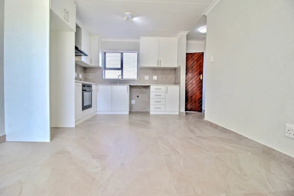 Apartment let in Panorama, Parow - 1PLA1720189