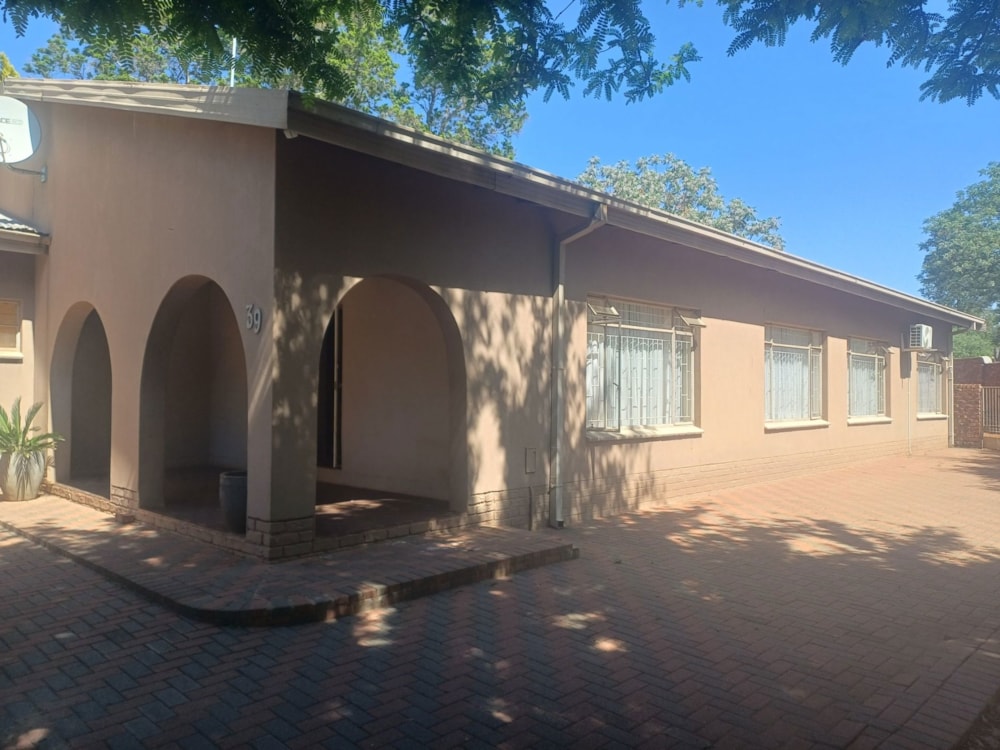 House for sale in Schweizer-Reneke - 1KJ1717091 House for sale in Schweizer-Reneke - 1KJ1717091