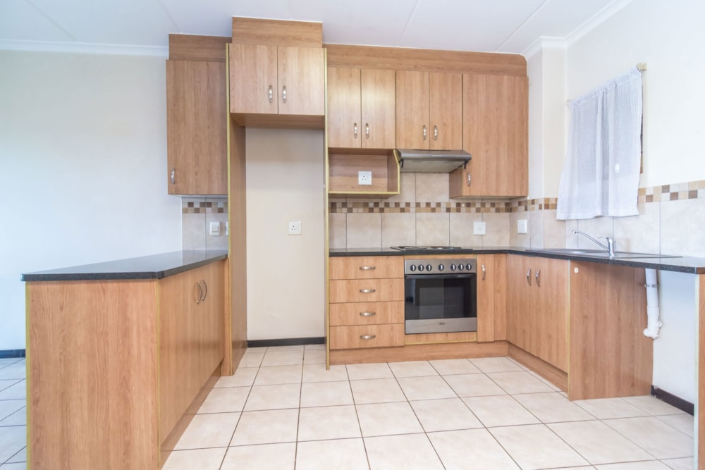 Garden retirement home for sale in Featherbrooke Hills Retirement Village - 1KR1718481 Garden retirement home for sale in Featherbrooke Hills Retirement Village - 1KR1718481