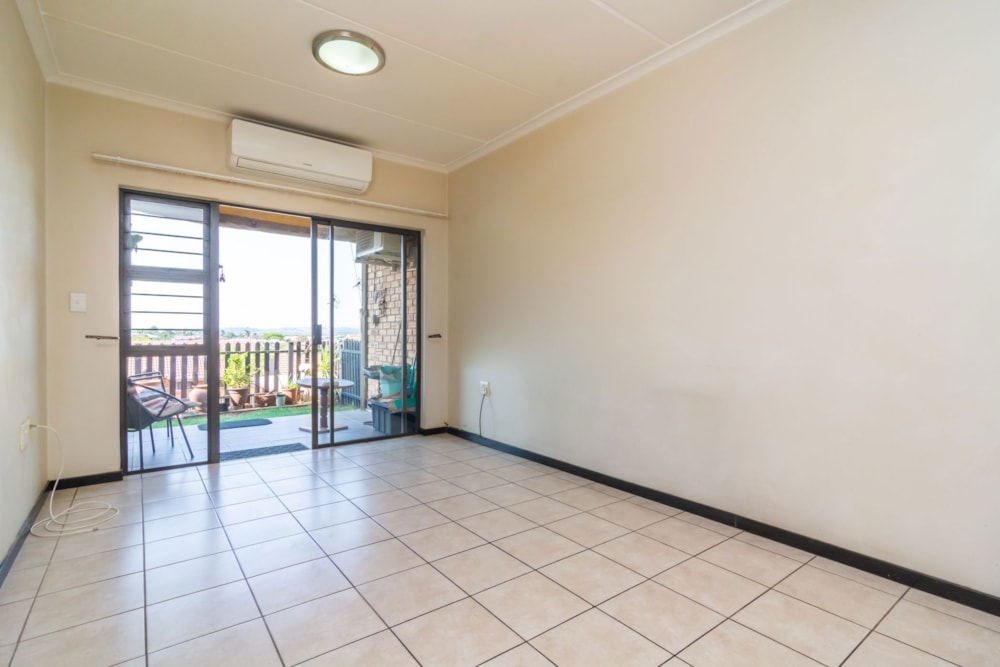 Garden retirement home for sale in Featherbrooke Hills Retirement Village - 1KR1718481 Garden retirement home for sale in Featherbrooke Hills Retirement Village - 1KR1718481