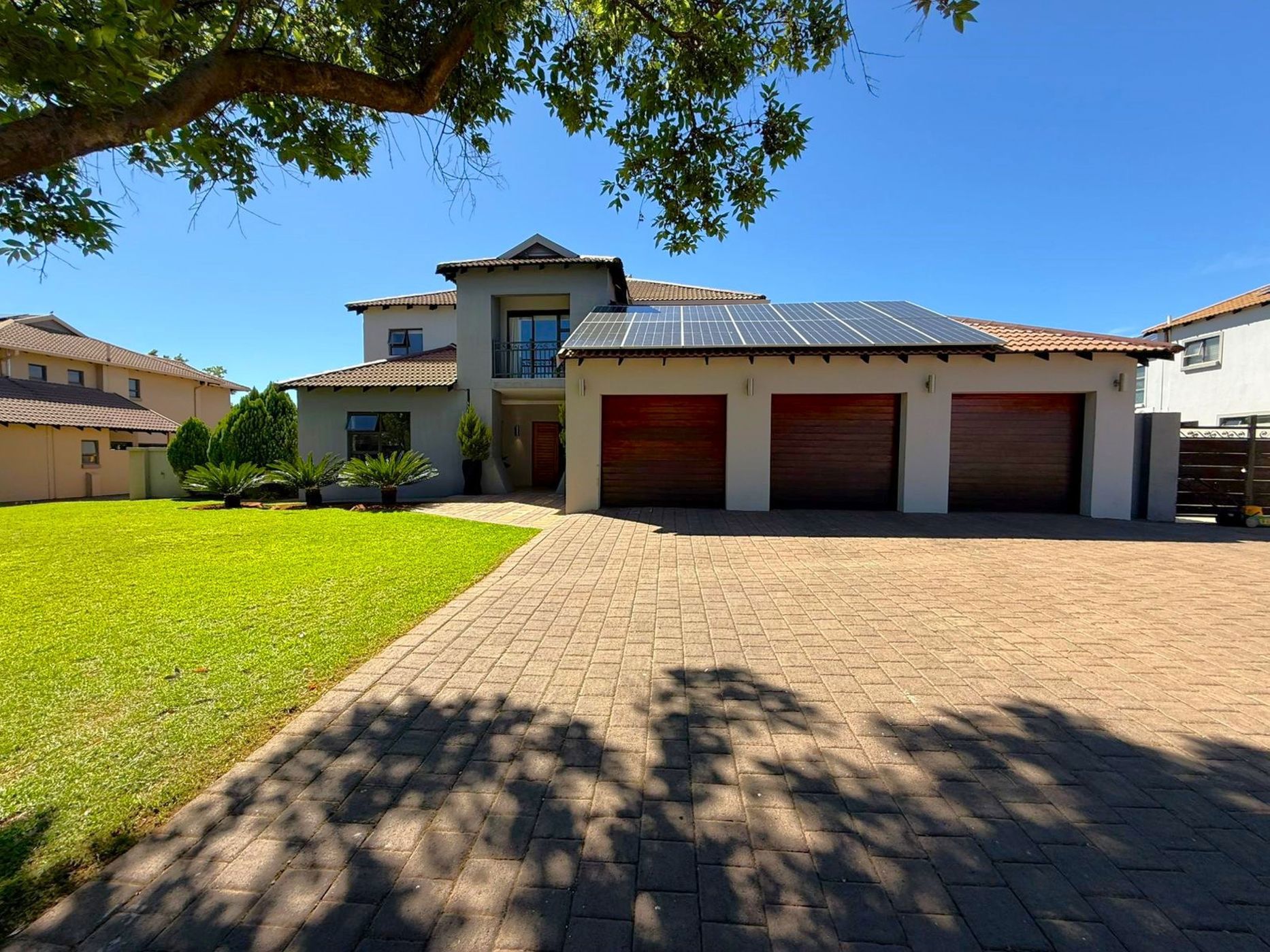 House for sale in Woodland Hills - 1BX1718440