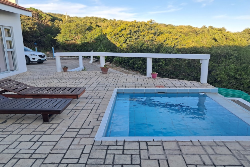 Beachfront villa for sale in Praia de Xai Xai, Mozambique - 3MQ1718636