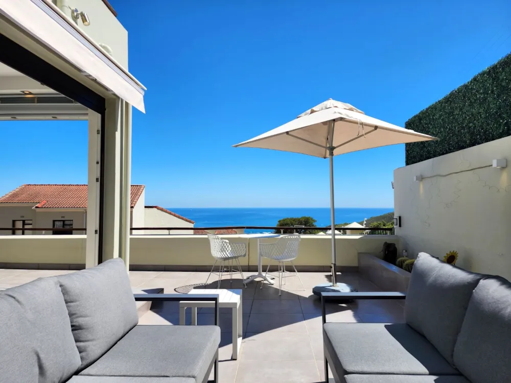 Townhouse sold in Camps Bay - AS1716487 Townhouse sold in Camps Bay - AS1716487