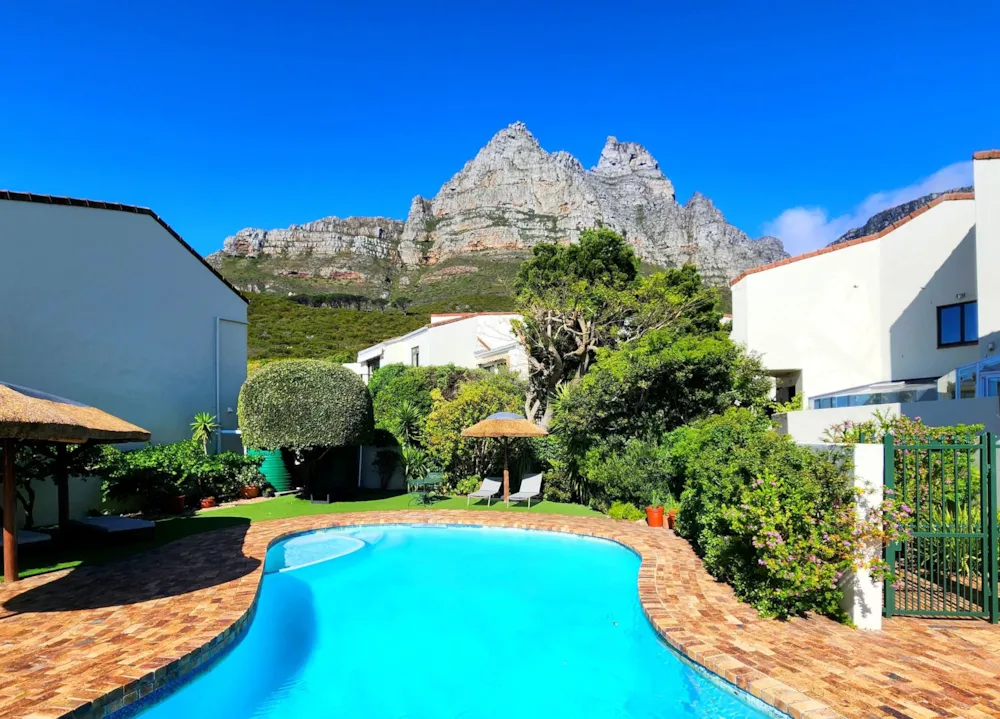 Townhouse sold in Camps Bay - AS1716487 Townhouse sold in Camps Bay - AS1716487
