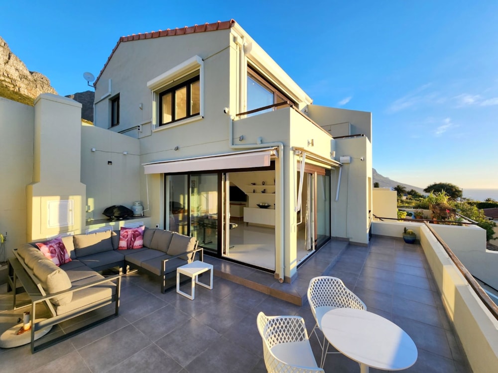 Townhouse for sale in Camps Bay - AS1716487