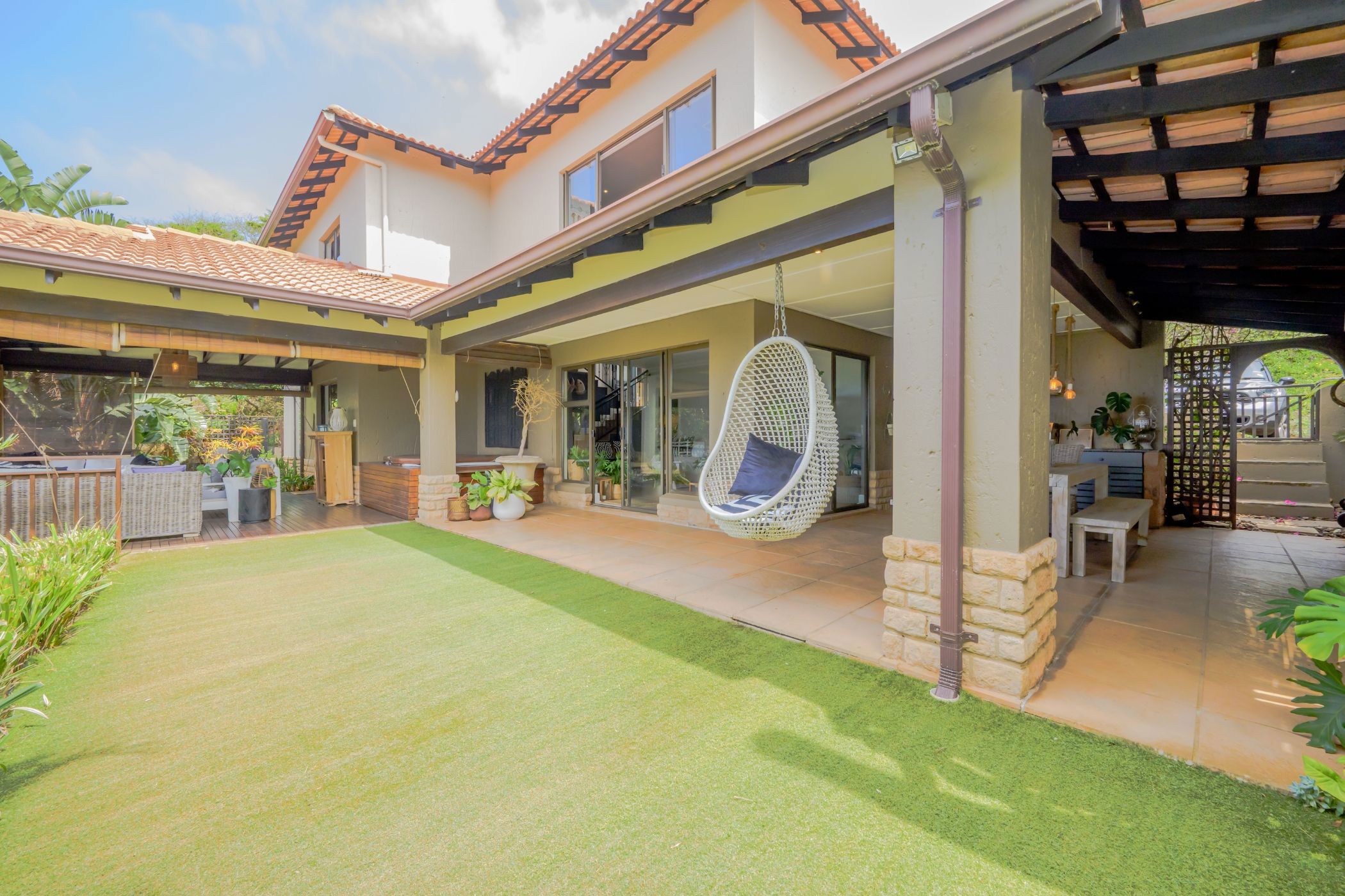 Townhouse for sale in La Lucia - 1ND1719896