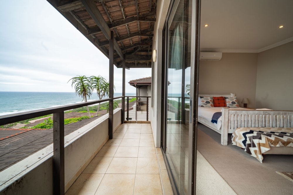 Townhouse for sale in Blythedale Beach - 1BD1718754