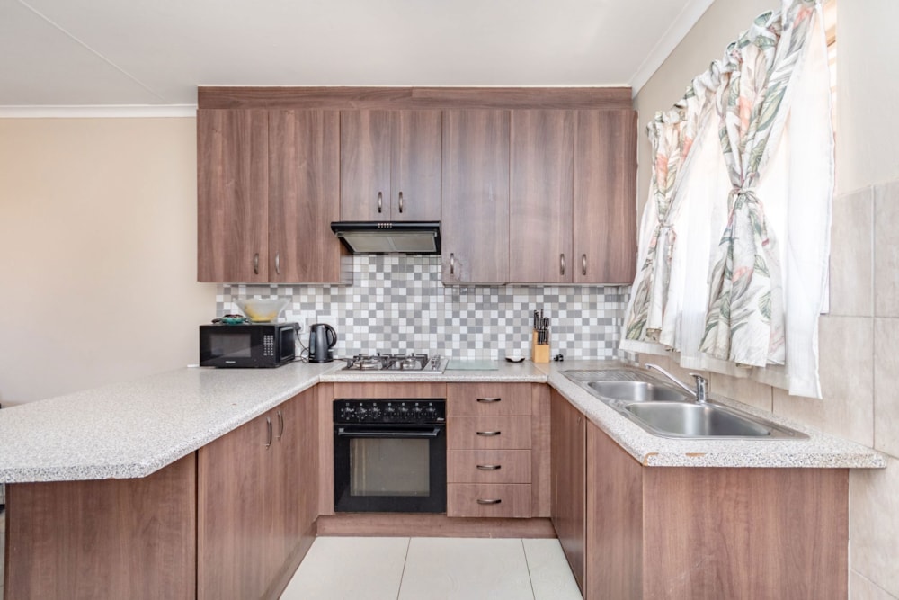 Townhouse for sale in Terenure - KTP1718338