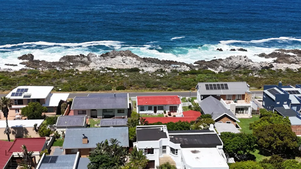 House sold in Kleinmond - KN1720104