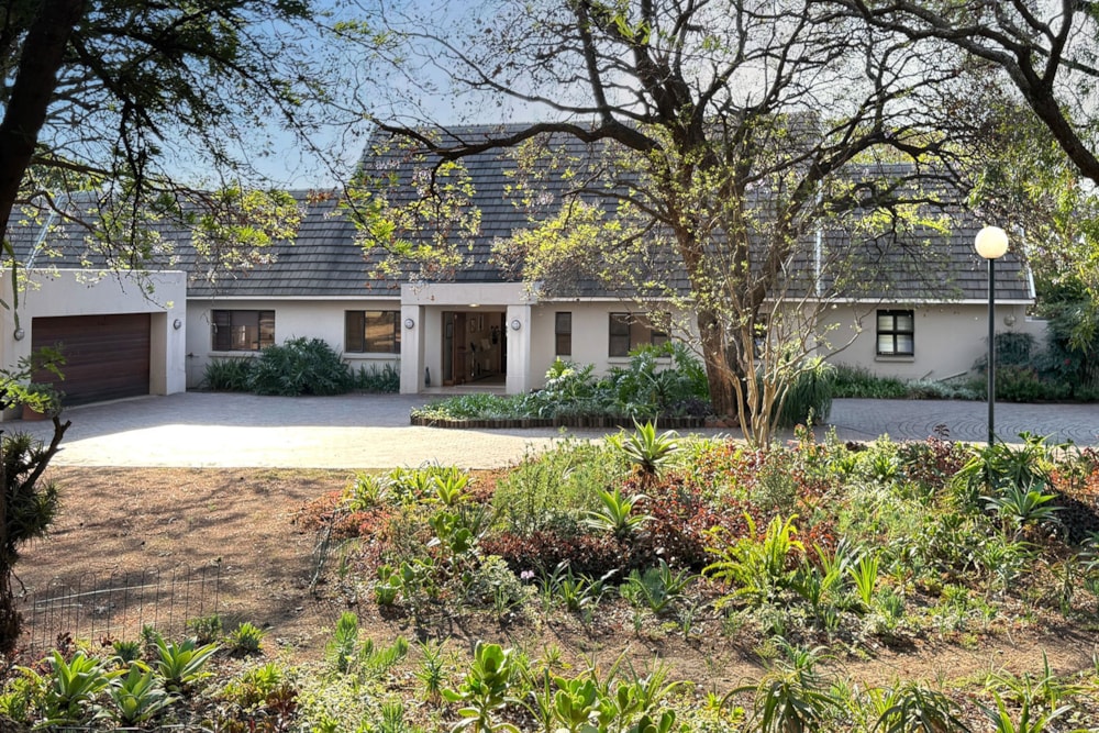 Double-storey house for sale in Kyalami AH - MR1717697