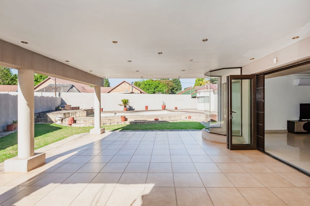 House for sale in Brackendowns - 1GV1716620